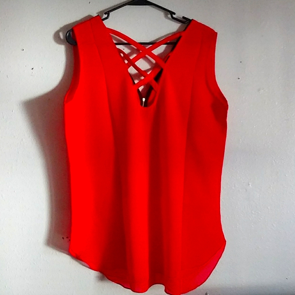 Sleevesless. Blouses